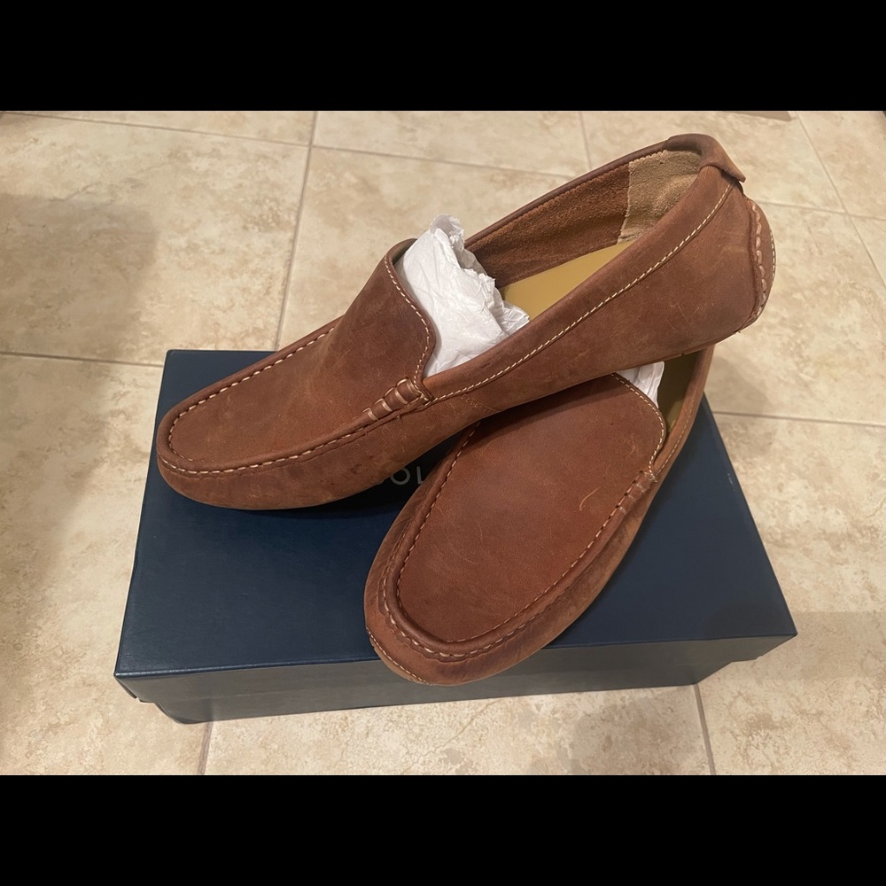 Cole Haan men’s tan loafers NIB never worn
